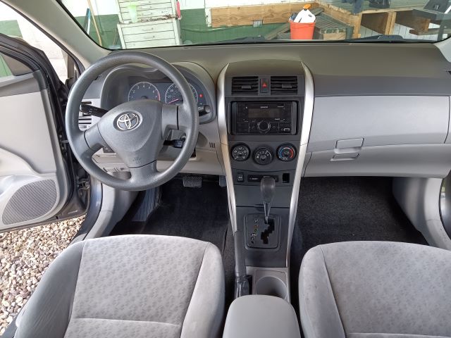 2009 COROLLA (22).jpg